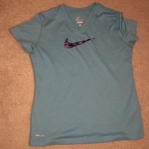 Nike girls running tee